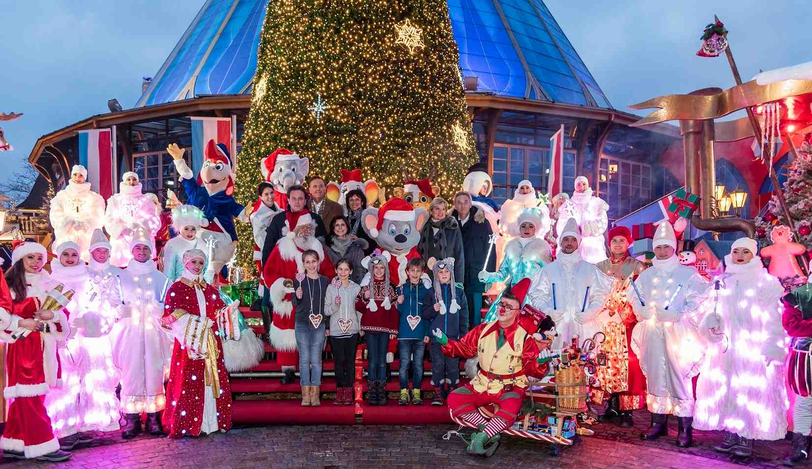 Bild:Schlittschuhe, Plätzchen und Achterbahnen: Traumhafte Winterzeit im Europa-Park